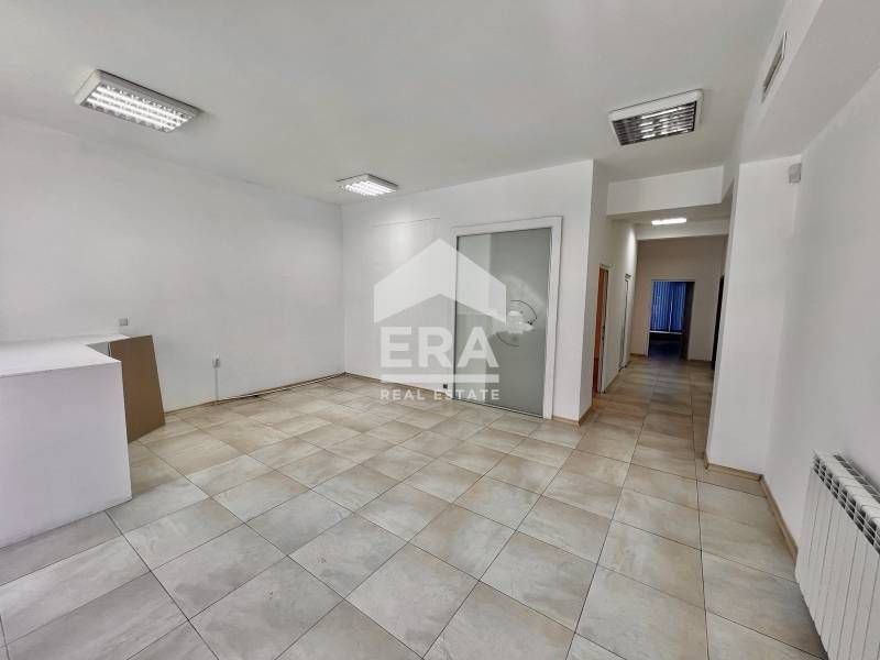 Дава се под наем Магазин в София, Манастирски ливади - 167 кв.м за 1196.97 € - Снимка #6