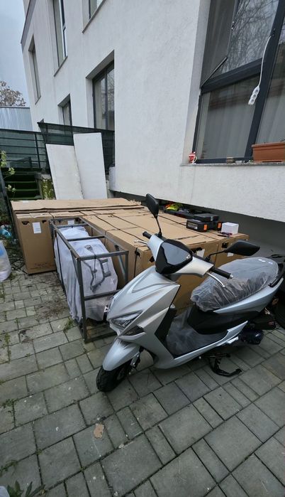 Vand scuter pe benzina limitat 25km/h - Fara permis