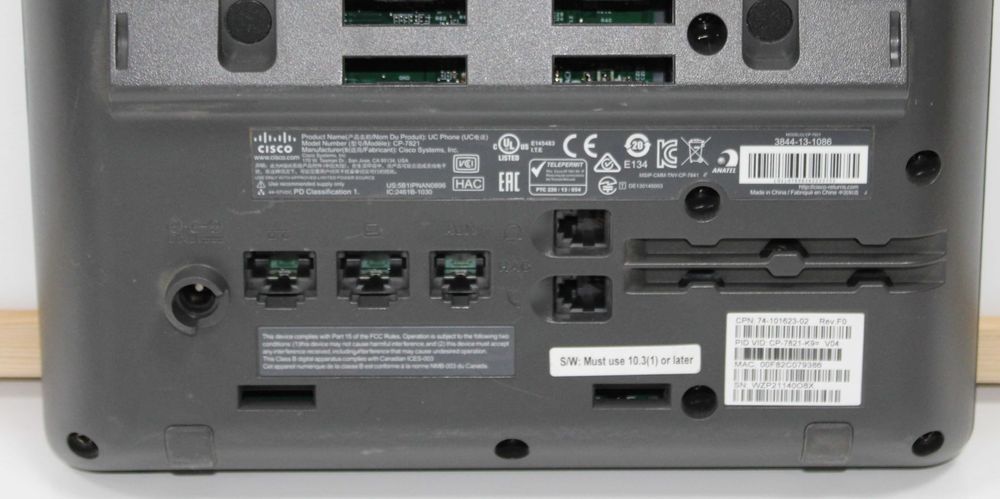 IP телефон Cisco CP-7821