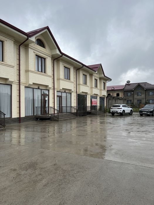 Арендага нежилой помещение берилади, 65кв 1 этаж, 105 кв падвал