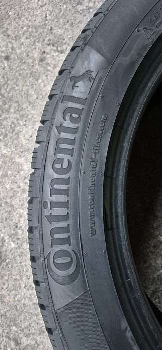 4 anvelope iarna Continental 255/45/20.Pretul este pe bucata.