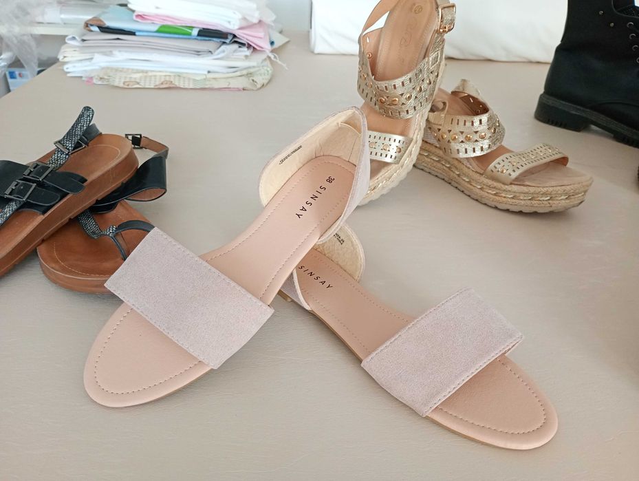 Дамски обувки 6лв/брой