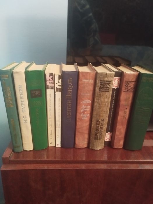 Продам книги ,разные