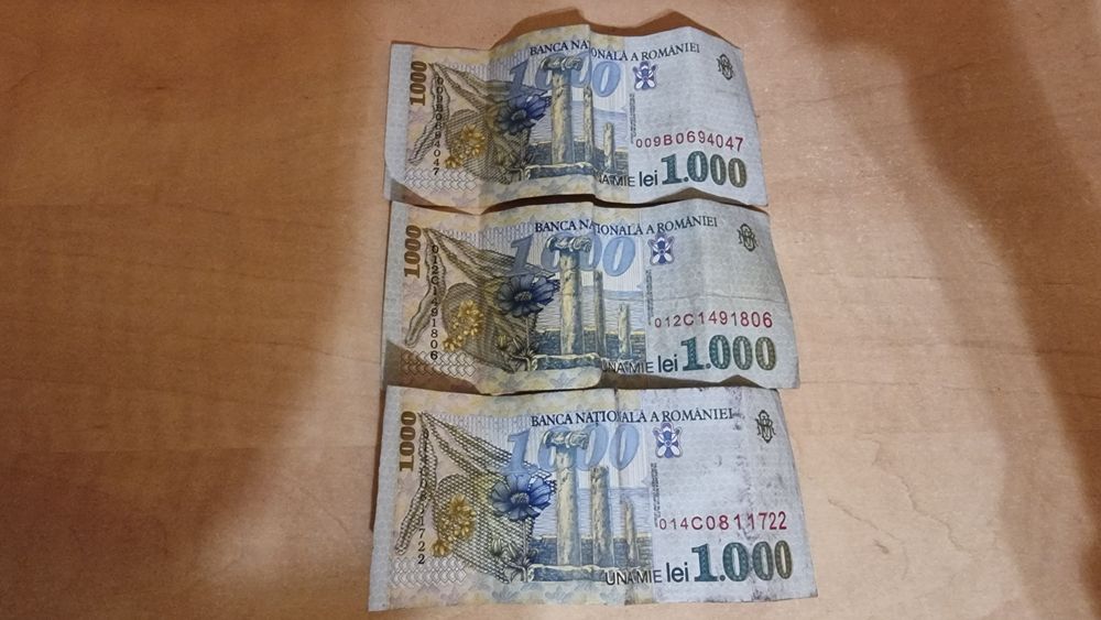 Vând sau schimb 3 Bancnote 1000 lei Mihai Eminescu 1998, În Stare Bună