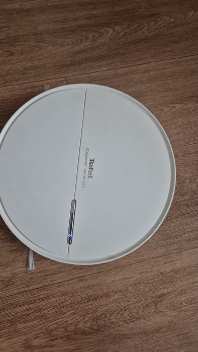 Продаётся робот пылесос Tefal Explorer serie 60.