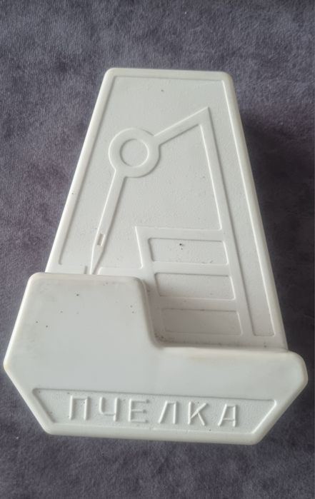 Мини ръчна шевна машинка марка ПЧЕЛА