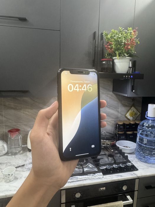 iPhone xr 128gb.