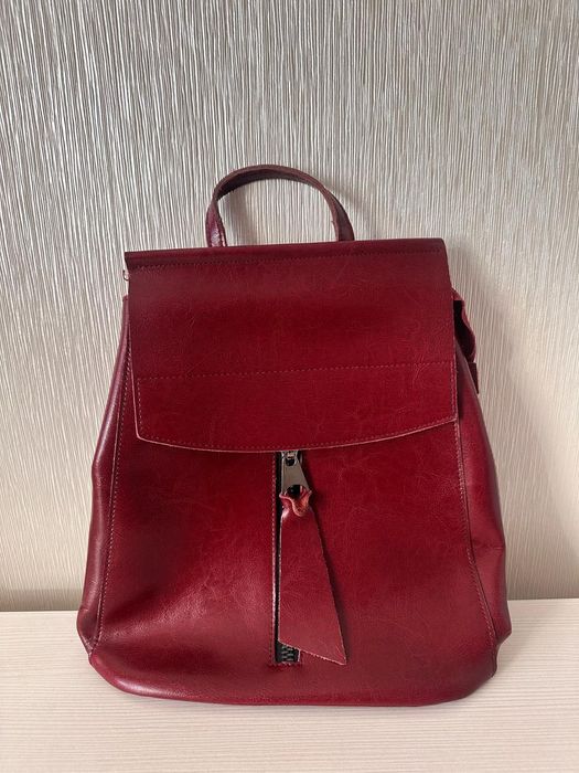 Продам рюкзак кожаный