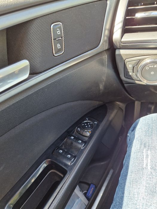 Ford Mondeo mk5 2.0 tdi 2015