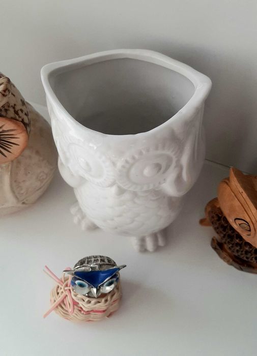 Коллекция статуэток сов