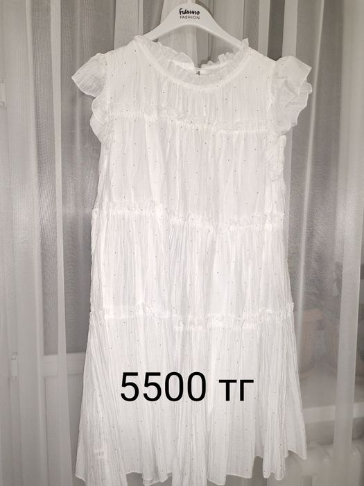 Продам платья на девочку