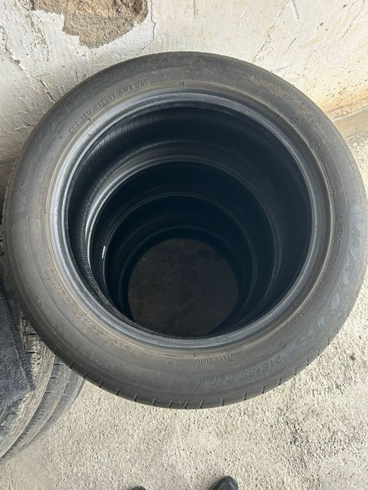 Максис шины  215/55/17
