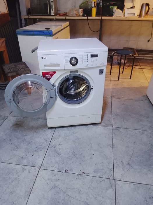 Продам стиральную машину