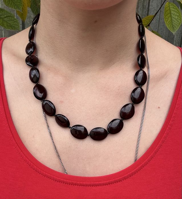 Янтарь вишнёвый натуральный