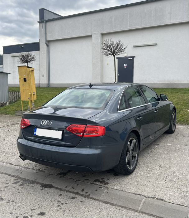 Vand audi a4 b8 automat 1,8 i