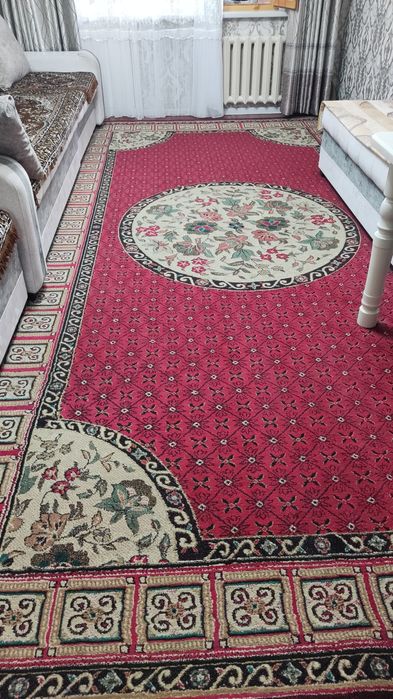 Продается ковёр 2,5*5