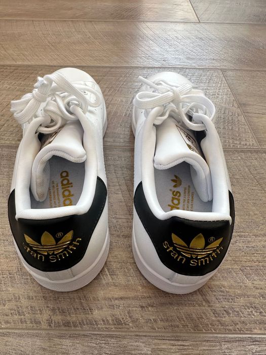 Сникърси Stan Smith /Бял/ 42 номер.
