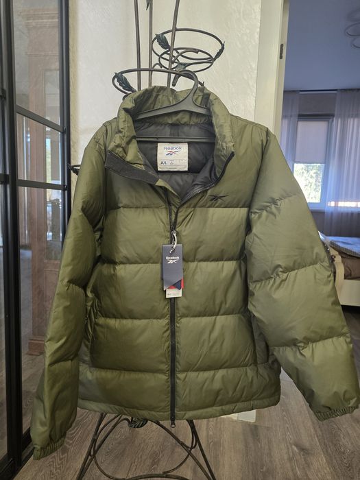 Куртка мужская фирмы Reebok оригинал,размер L,демисезонная