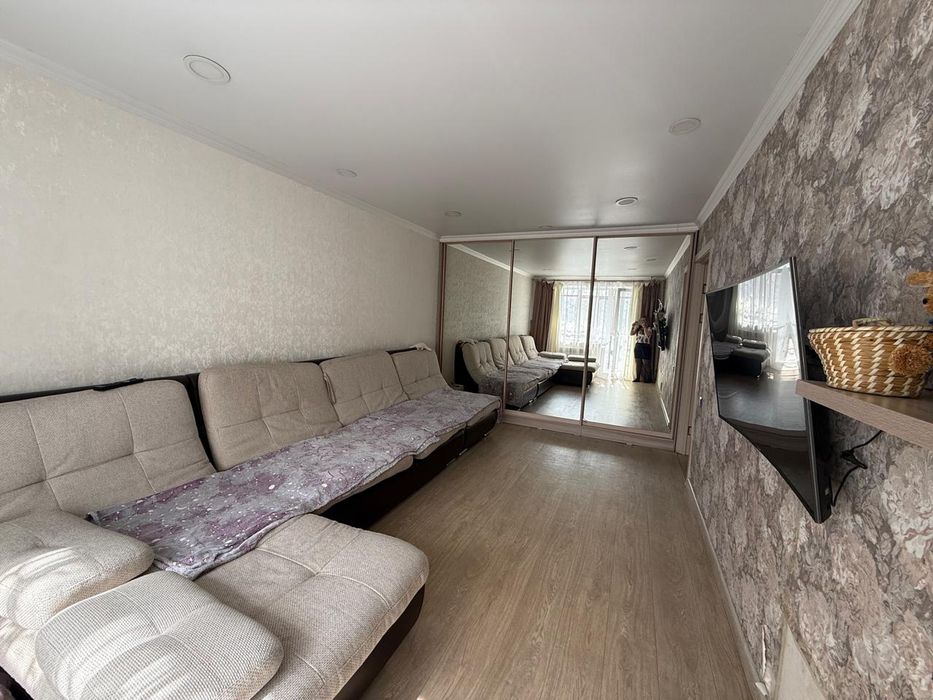 Продам 2х-ком. Квартиру.