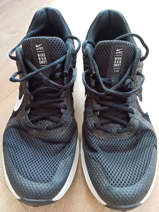 Nike Run Swift 2, Negru 47
