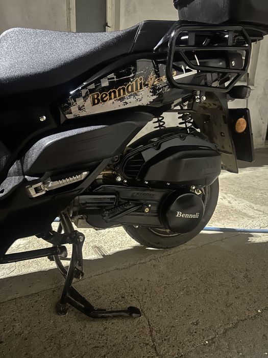 Продам скутер 180 кубиков