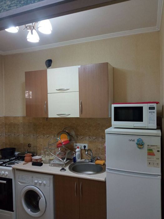 Юнусабад 15 метро Туркестан 1/4/4 Галлерейного типа 33м²