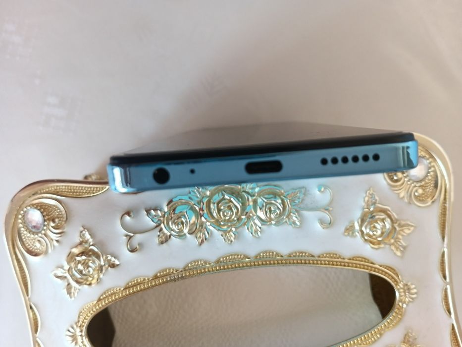 Смартфон Tecno Spark 20