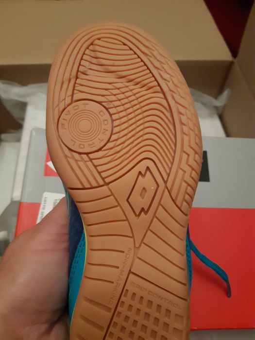 Lotto /Clarks НОВИ  маратонки