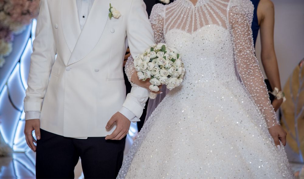 Белый смокинг