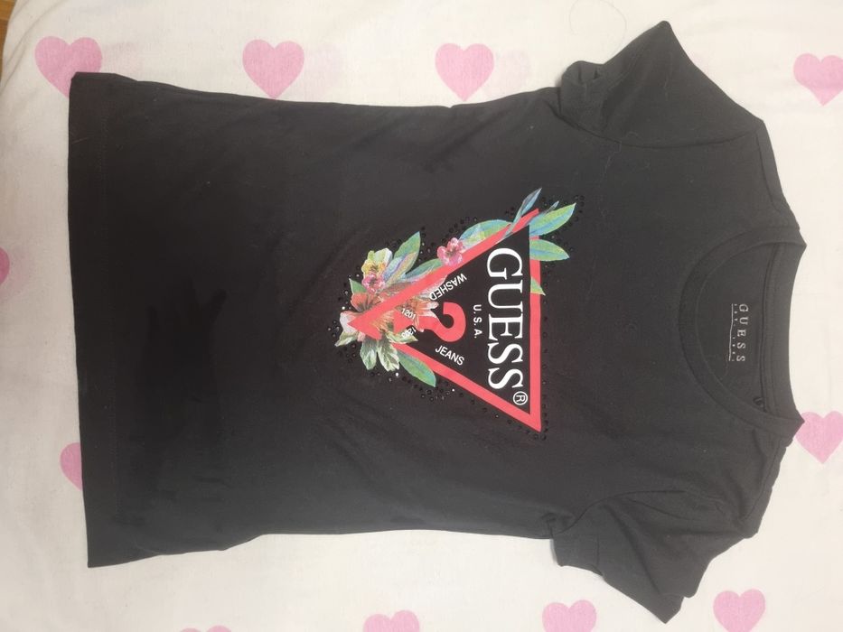 Оригинални дамски тениски guess размер  xs