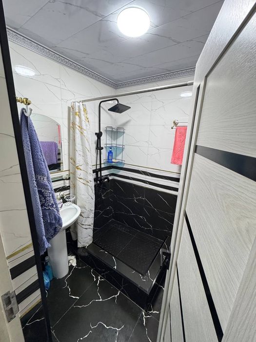 Массив, 5 дом, 3 этаж, 2 подъезд