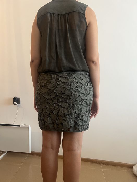 Чисто нова рокля.