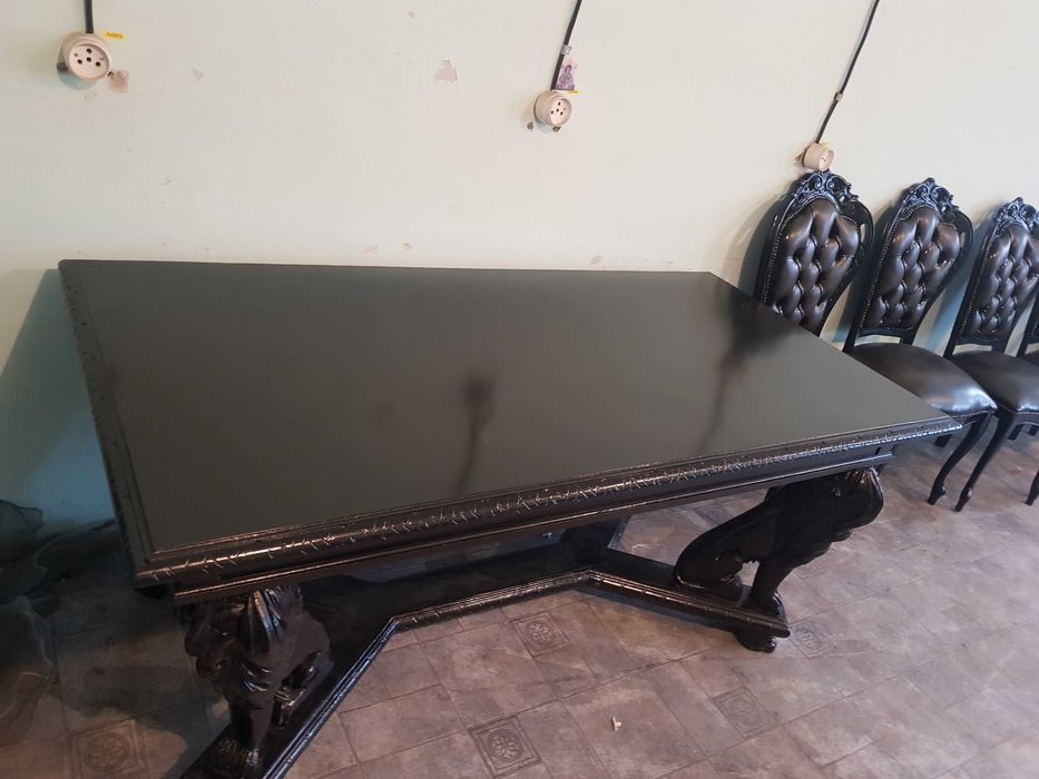 Masa Baroc/Sculptata!