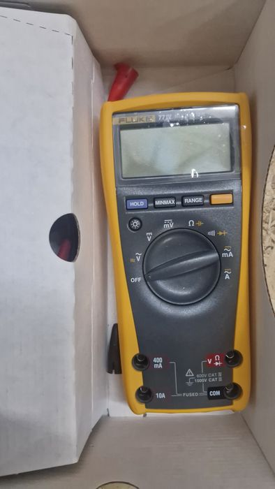 Multimetru Fulke 77-IV