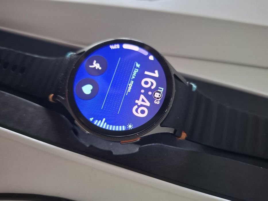 Часовник Galaxy Watch 7 като нов, отлично състояние