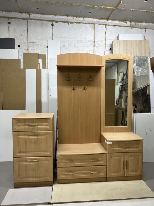 Мебель прихожая