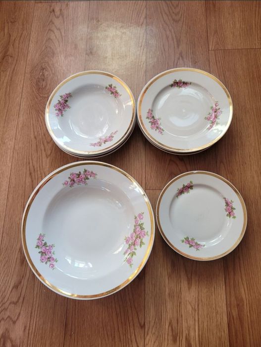 Тарелки (18шт) времен СССР