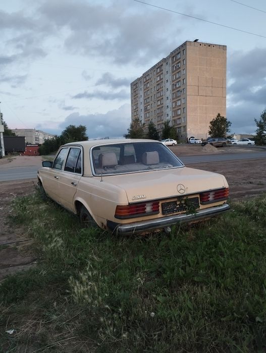 Продается Мерседес 123