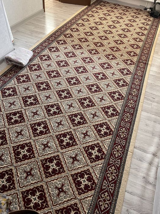 Продаем ковер 6/2м