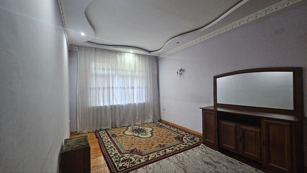3/1/4 Сагдияна. б15/.     550 уе  +Свет.
