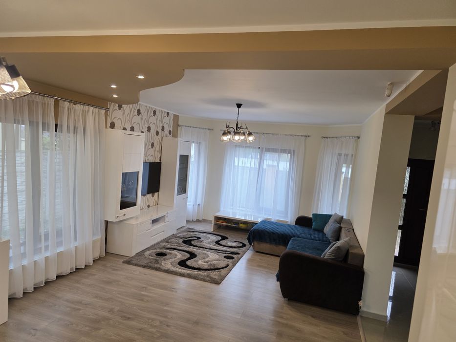 Proprietar vand casa individuala cu 4 camere si teren 820mp Dumbravita