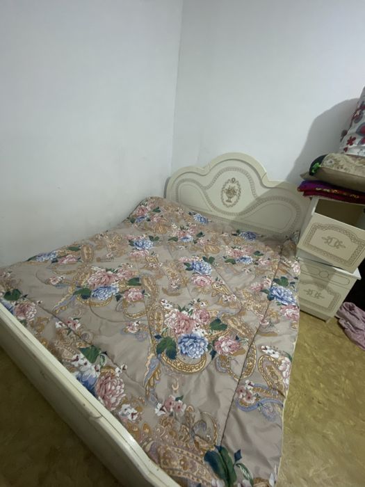 Спалня с тумбой