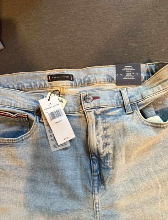 Blugi noi Tommy Hilfiger Barbati 36/32