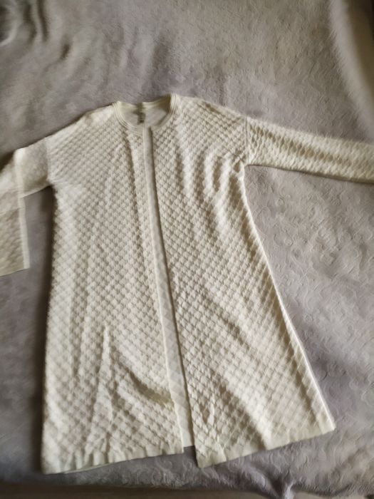 Продам бомбер женский и кофты оверсайз