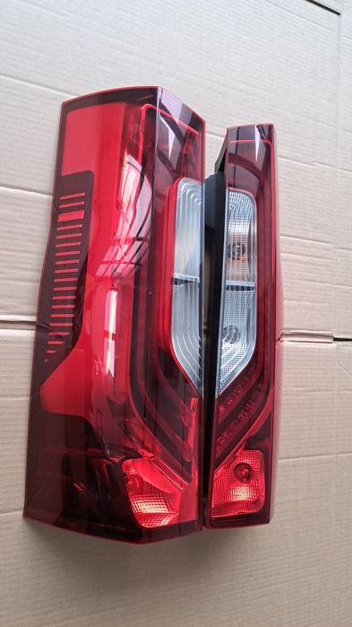 Lampa Led Sprinter 907  910 Stop Triplă Led Sprinter  2018 - 2025  FAR