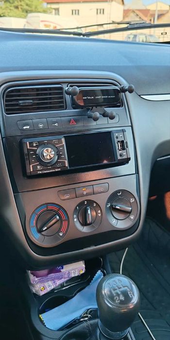 Fiat Grande Punto benzina 2000€