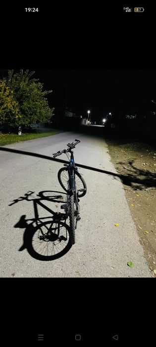 Велосипед жағдайы жақсы падаркысы бар