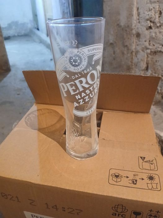 Pahare, 30 de lei setul de 6 Pahare