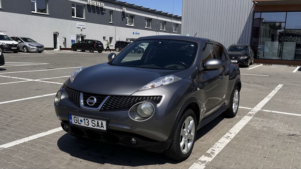 Nissan Juke  F15
