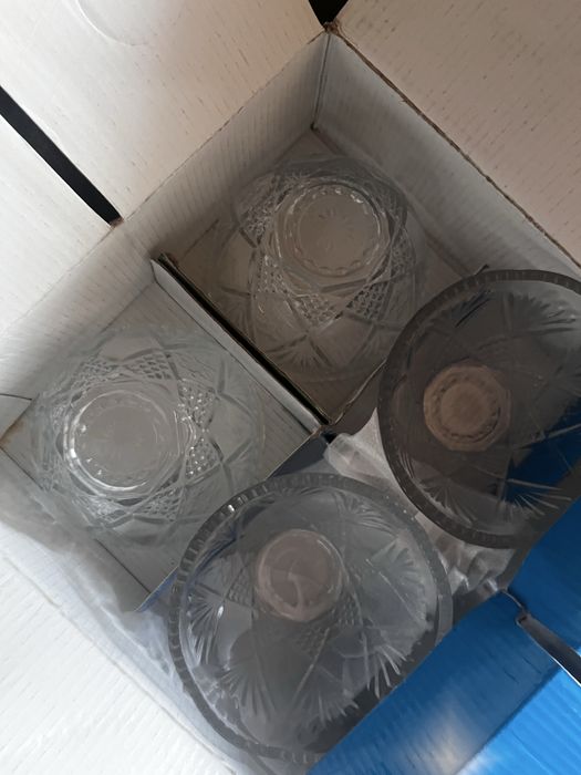 Продам посуду все за 100000 сум